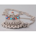 Colier cu amuletă tibetană  din argint decorată cu turcoaze, lapis lazuli și coral natural | Nepal cca.1960