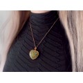 Pandant locket din aur galben 9k și argint aurit decorat cu diamante și smaralde naturale 