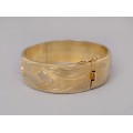 Brățară bangle din argint aurit decorat prin gravare manuală și repousse | Danemarca  cca.1960