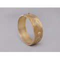 Brățară bangle din argint aurit decorat prin gravare manuală și repousse | Danemarca  cca.1960