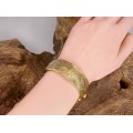 Brățară bangle din argint aurit decorat prin gravare manuală și repousse | Danemarca  cca.1960