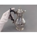 Ceainic victorian din argint sterling elaborat în stil neo-rococo | atelier Thomas Ducrow - Birmingham anul 1901