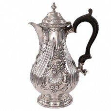 Ceainic victorian din argint sterling elaborat în stil neo-rococo | atelier Thomas Ducrow - Birmingham anul 1901 Ceainic victorian din argint sterling elaborat în stil neo-rococo | atelier Thomas Ducrow - Birmingham anul 1901