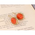  Cercei vintage din aur 18k decorați cu anturaje de coral natural mediteranean  | Italia cca.1970