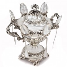 Garnitură neo-rococo din argint pentru servirea dulcețurilor și a caviarului | atelier napoletan - cca. 1860 - 1872 Garnitură neo-rococo din argint pentru servirea dulcețurilor și a caviarului | atelier napoletan - cca. 1860 - 1872