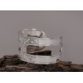 Brătară cuff din argint YAZ din colecția Ancient Symbols by ArtAntik | bijuterie unicat 