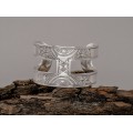 Brătară cuff amuletică YAZ manufacturată în argint | colecția Ancient Symbols by ArtAntik | bijuterie unicat 