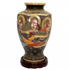 Vază japoneză din porțelan Satsuma decorată Moriage | atelier Kinkozan Tsukuru | perioadă Meiji 1880 - 1900 Vază japoneză din porțelan Satsuma decorată Moriage | atelier Kinkozan Tsukuru | perioadă Meiji 1880 - 1900