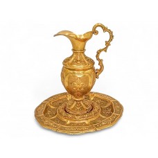 Vechi ulcior liturgic cu platou prezentare | alamă aurită | Italia cca. 1900 Vechi ulcior liturgic cu platou prezentare | alamă aurită | Italia cca. 1900