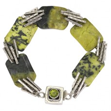 Brățară statement modernistă din argint decorată cu vezuvianit natural și peridot | Thailanda cca.1980 Brățară statement modernistă din argint decorată cu vezuvianit natural și peridot | Thailanda cca.1980