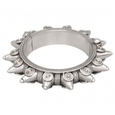 Spectaculoasă brățară etnică amazigh Azbeg manufacturată în argint masiv | colecția RĂDĂCINI 2025 Spectaculoasă brățară etnică amazigh Azbeg manufacturată în argint masiv | colecția RĂDĂCINI 2025