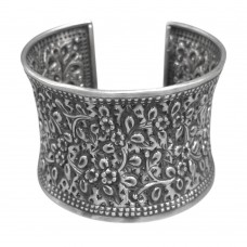 Brățară cuff etnică indoneziană Yogya manufacturată în argint | new old stock  Brățară cuff etnică indoneziană Yogya manufacturată în argint | new old stock