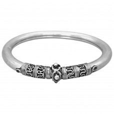 Brățară bangle etnică indiană manufacturată în argint masiv | colecția RĂDĂCINI 2025 Brățară bangle etnică indiană manufacturată în argint masiv | colecția RĂDĂCINI 2025