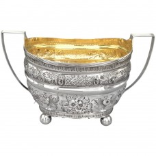 Remarcabilă zaharniță - bol din argint de perioadă George III | interior aurit | Marea Britanie  cca. 1800  Remarcabilă zaharniță - bol din argint de perioadă George III | interior aurit | Marea Britanie  cca. 1800