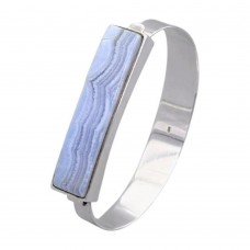Brățară bangle mid-century manufacturată în argint și agat Blue Lace | cca. 1960 - 1970 Brățară bangle mid-century manufacturată în argint și agat Blue Lace | cca. 1960 - 1970
