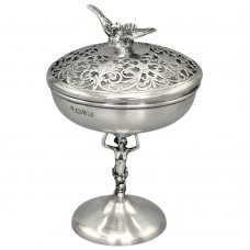 Bombonieră neoclasică din argint sterling | atelier George Nathan & Ridley Hayes anul 1912 Bombonieră neoclasică din argint sterling | atelier George Nathan & Ridley Hayes anul 1912