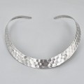 Colier choker modernist din argint martelat | Mexic | new old stock anii 2000