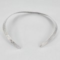 Colier choker modernist din argint martelat | Mexic | new old stock anii 2000