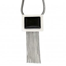 Impresionant colier modernist balinez din argint cu pandant lavalier decorat cu onix negru natural