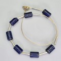 Elegant colier statement modernist  din argint aurit decorat cu anturaje de lapis lazuli natural