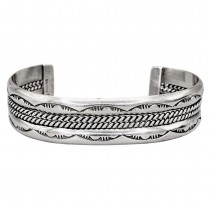 Brățară cuff etnică amerindiană manufacturată în argint | unisex | artizan Nora Tahe - Statele Unite