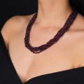 Colier multi-strand de granate rodolit cu închidere din argint aurit stilizată în manieră Etruscan Revival 