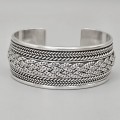 Brățară cuff balineză manufacturată în argint masiv | Indonezia