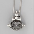 Colier din argint accesorizat cu pandant amuletic etnic indian Lingam | colecția RĂDĂCINI 2025