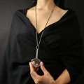 Colier din argint accesorizat cu ochelari de operă Lorgnette de perioadă Art Deco | cca. 1925