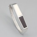 Brățară bangle mid-century manufacturată în argint decorată cu lemn de abanos și fildeș | Statele Unite cca.1970