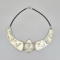 Colier statement Egyptian Revival din argint cu accente aurite | preloved anii 2000