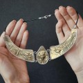 Colier statement Egyptian Revival din argint cu accente aurite | preloved anii 2000
