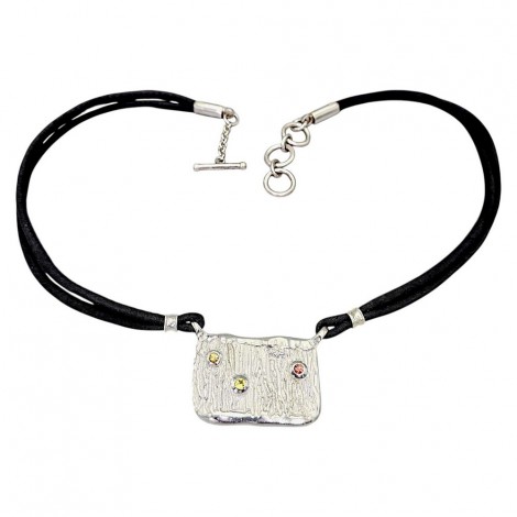 Colier design contemporan din argint decorat cu safir galbene, peridot & spinel roz 