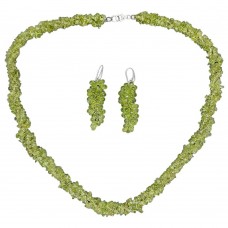 Demi-parure format din colier și pereche de cercei cu peridot natural și argint |