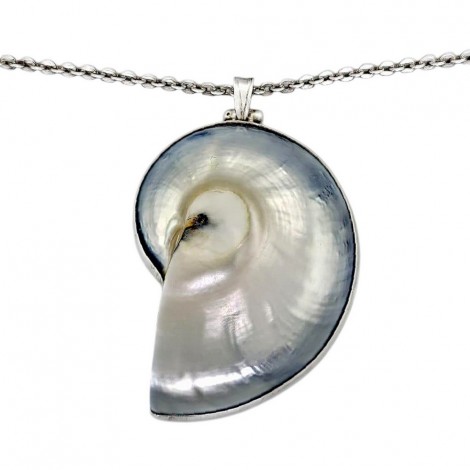 Colier cu pandant statement manufacturat în argint cu inedit pandant melc oceanic Nautilus | Bali - Indonezia cca. 1990 - 2000
