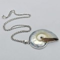 Colier cu pandant statement manufacturat în argint cu inedit pandant melc oceanic Nautilus | Bali - Indonezia cca. 1990 - 2000