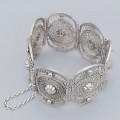 Veche brățarăetnică balcanică manufacturată în argint filigranat | Bulgaria | cca. 1940 