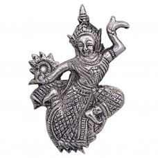 Veche broșă siameză din argint cu reprezentare dansantă a lui Phra Narai Vishnu | cca. 1950 | Thailanda