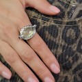 Inel modernist manufacturat în argint și prehnit natural | preloved