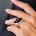 Inel statement design contemporan din argint masiv & onix negru natural multifațetat | anii 2000