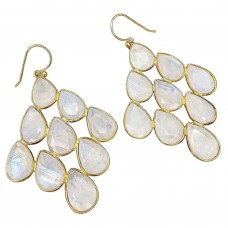 Cercei statement din argint placat aurit , decorați cu anturaje de piatra lunii