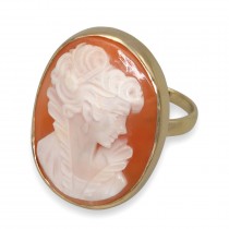 Inel statement Belle Epoque Revival din aur galben 18k decorat cu o camee naturală | atelier ArtAntik Gallery 2025