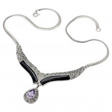 Elegant colier în stil Art Deco din argint docorat cu onix, incrustații de marcasite și ametist | new old stock