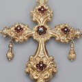 Impresionant pandant victorian cruce Biedermeier din aur galben 14k, cu diamant  și granate naturale | cca. 1850 - 1880