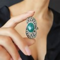 Inel statement în manieră Art Deco din argint decorat cu agat verde natural și incrustații de marcasite