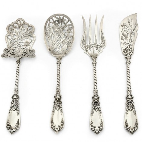 Serviciu Art Nouveau de tacâmuri din argint pentru servirea deserturilor Petit Fours | atelier Delacquis - Paris cca. 1885