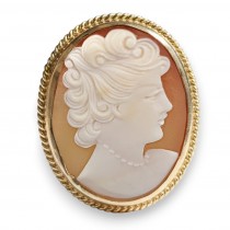 Inel statement Victorian Revival manufacturat în aur galben 18k decorat cu o camee naturală | atelier ArtAntik Gallery 2025