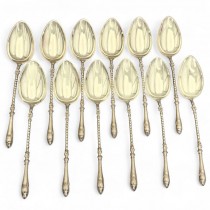 Serviciu de 12 lingurițe din argint aurit  în manieră Historismus pentru serviera deserturilor | Germania cca. 1900