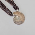 Vechi colier etnic amerindian Kewa din argint cu  heishi din scoică naturală și amonit fosilizat | artizan Joe Tortalita cca. 1955