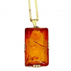 Colier din argint aurit cu pandant autentic Art Deco decorat cu un anturaj de chihlimbar baltic natural | Norvegia